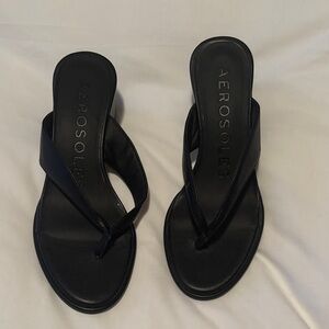 AEROSOLES Women's Elegant Black Sandals